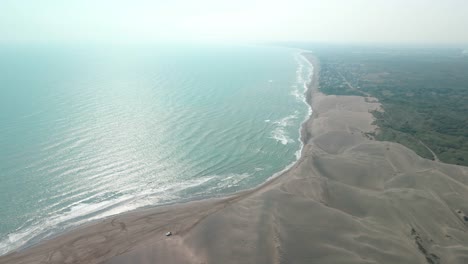 Meer-Und-Sand-Am-Strand-Von-Chachalacas
