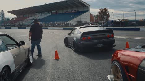 Nissan-240sx-Despegando-De-La-Línea-De-Salida-Para-Comenzar-La-Competencia-De-Deriva