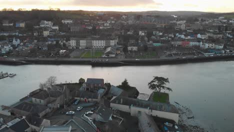 Winter-sunset-in-Kinsale,-Ireland-in-January-2021