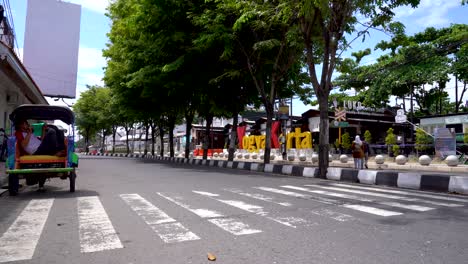 Calle-Vacía-Del-Centro-De-Yogyakarta-Debido-Al-Brote-De-Covid-19,-Indonesia