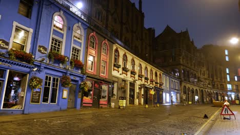 Famous-West-Bow-Victoria-Street-located-in-Edinburgh,-Scotland,-United-Kingdom-during-the-night-with-nobody-on-it