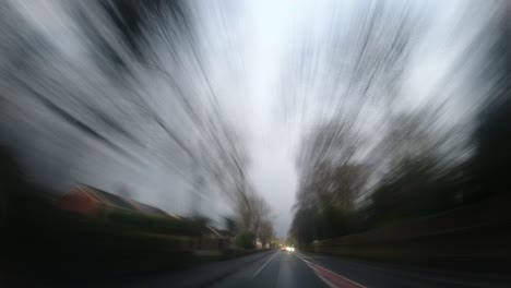 Pov-Hyperlapse-Uk,-Tráfico-De-La-Ciudad-Británica-Conduciendo-Rápido-En-Una-Mañana-Fría-Y-Helada