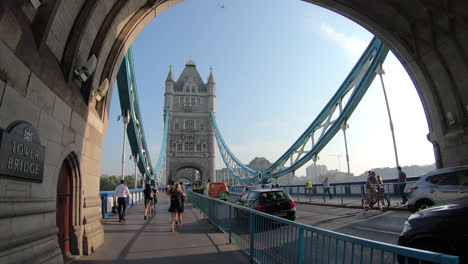 Londres,-Inglaterra,-Circa:-Puente-De-La-Torre-En-La-Ciudad-De-Londres,-Reino-Unido