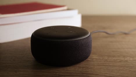 Amazon-Alexa-Responde-Al-Comando-De-Voz