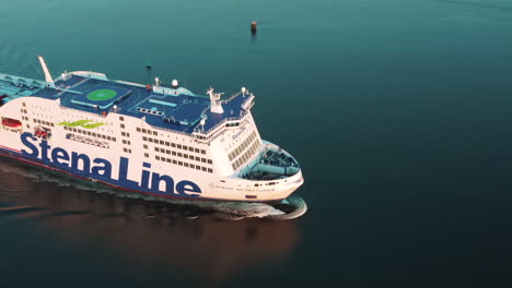 Aerial-view-of-the-Stena-Line-ship-sets-sail-from-Dublin-Port