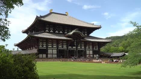 El-Todai-ji-Es-Un-Templo-Budista-En-La-Ciudad-Japonesa-De-Nara