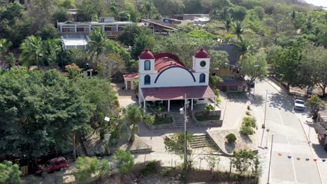 Iglesia-Mazunte-Oaxaca-Mexico-Rastreando-Paisaje-Revelador