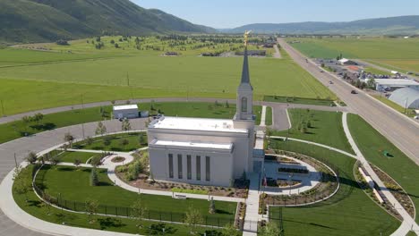 Star-Valley-Tempel-Der-Mormonenkirche---Umlaufende-Luftaufnahme