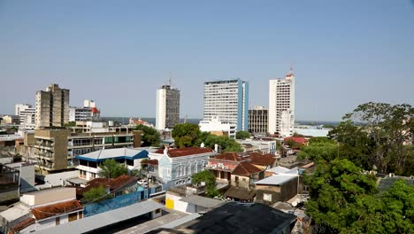 Wide-angle-establishing-shot-of-Manaus,-Brazil-with-the-Amazon-River-along-the-horizon