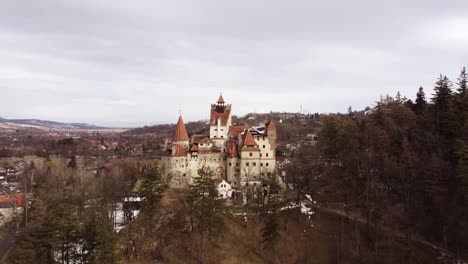 Aerial-Shot-Flying-Over-The-Dracula-Castle-In-Transylvania