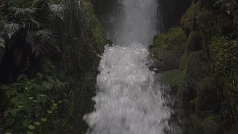 Poc-poc-waterfall-in-Cusco-3