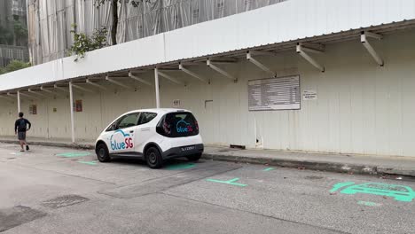 Elektrisches-Carsharing-Und-Ladestation-In-Singapur