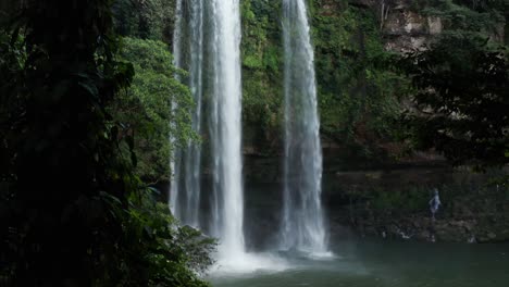 Cascada-De-Misol-ha,-Ein-Wunderschöner-Wasserfall-In-Chiapas,-Mexiko