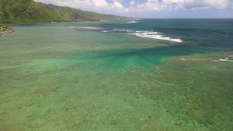 Arrecifes-Poco-Profundos-Fuera-Del-Parque-Swanzy-Beach-En-Oahu