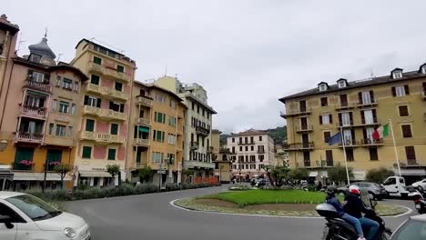 Bunte-Gebäude-Und-Verkehr-In-Santa-Margherita-Ligure-Italien