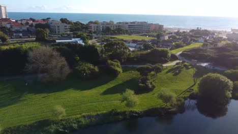 Drone-video-over-natural-park-in-Portugal-Matosinhos,-city-park,-nature-and-city