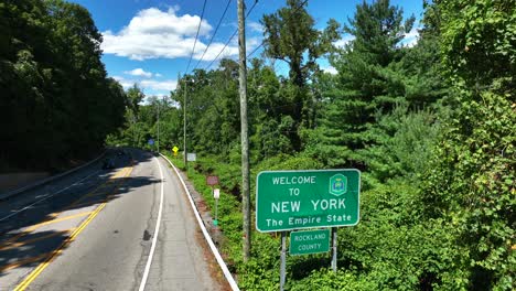 Bienvenido-A-Nueva-York-Firmar-En-El-Norte-Del-Estado