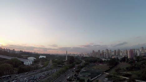 Obelisco-Y-Mausoleo-Monumento-Al-Soldado-Constitucionalista-Al-Atardecer