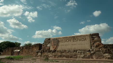 Mission-Espada-Nationalpark-Eingangsschild-Zeitraffer