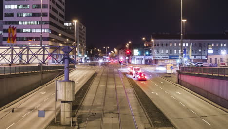 Timelapse-zoom-out-of-busy-underpass-in-Vienna,-Austria