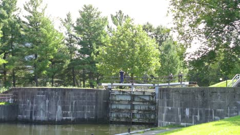 Material-De-Archivo-De-La-Estación-De-Esclusas-Del-Canal-Rideau