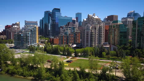 Beautiful-buildings-and-skyscrapers-in-downtown-Calgary