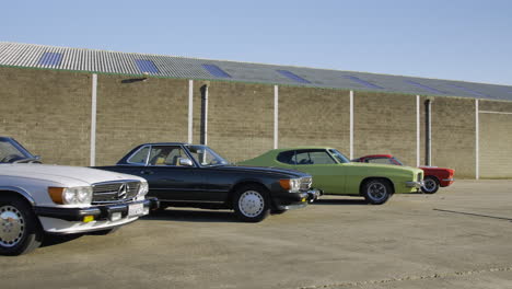 Vier-Tolle-Oldtimer,-Exportiert-Aus-Den-Usa