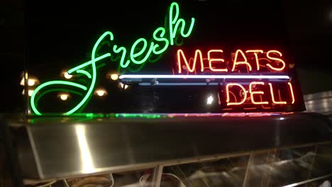 Glowing-neon-Fresh-Deli-Meats-sign