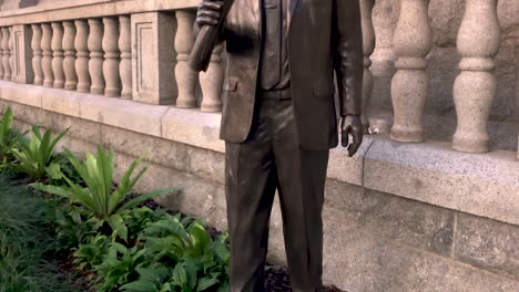 Tilt-Shot-Dr.-Clem-Jones-Ua-Statue