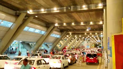 Starker-Verkehr-Auf-Dem-Internationalen-Flughafen-Von-Chennai