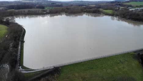 Dynamic-panning-drone-footage-at-Worsbrough-Reservoir,-Barnsley,-Yorkshire,-UK