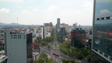 Vista-Aérea-De-La-Cruz-Más-Importante-De-La-Ciudad-De-México