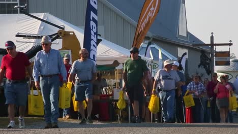 Crowds-at-the-Farm-Science-Review-in-London,-Ohio-presented-by-Ohio-State-University-Extension-Department