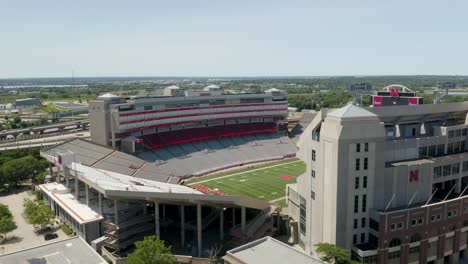 Einspielung-Des-Memorial-Stadium,-Heimat-Der-University-Of-Nebraska-Cornhuskers