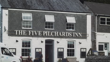Facade-Of-The-Five-Pilchards-Inn-In-Porthallow,-Helston,-United-Kingdom
