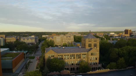 Low-Establishing-Shot---University-of-Michigan-in-Summer