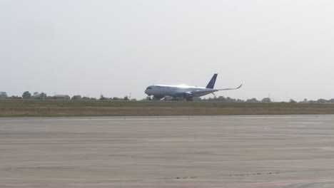 World2Fly-Airbus-A350-900-Landing-On-Runway-Of-Alicante-Airport-In-Spain