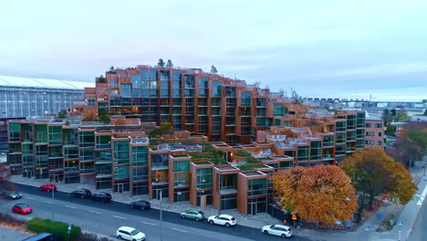 rooftop-and-facade-of-Modern-eco-living-residential-building-79-Park-by-Gardet-park