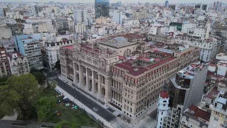 Aerial-establishing-shot-of-Palace-of-Justice-in-Buenos-Aires-city