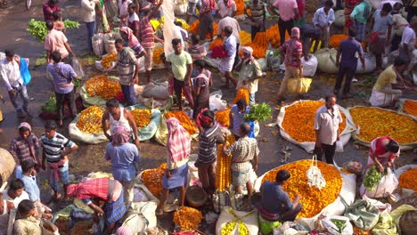 People-visit-this-market-from-3-am-to-midnight