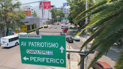 Tráfico-Matutino-Pasando-Por-Avienda-Patriotismo-En-La-Ciudad-De-México