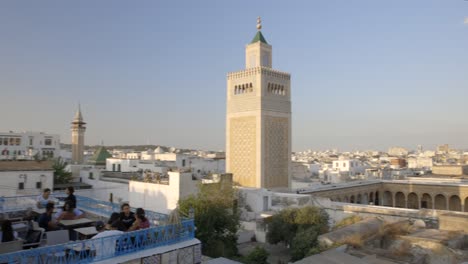 Panoramic-View-Of-Old-Town-With-Zaytuna-Mosque-From-Cafe-Panorama-In-Tunis,-Tunisia