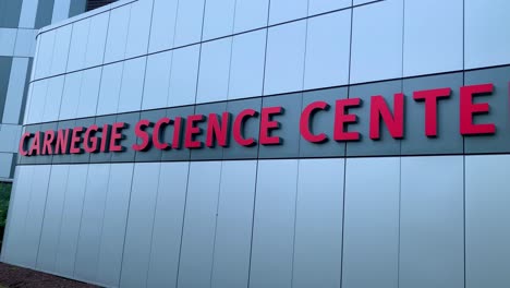 Carnegie-Science-Center,-signboard-on-the-exterior-wall-of-the-building
