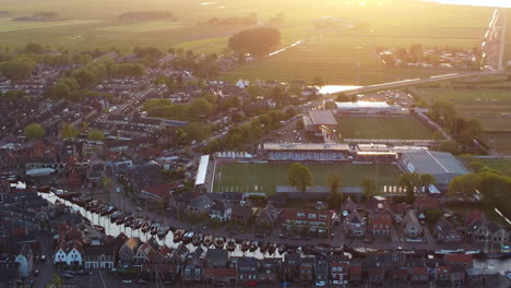 Ciry-Bunschoten-spakenburg-Desde-El-Cielo-Con-El-Estadio-De-Fútbol-Hacia-La-Costa