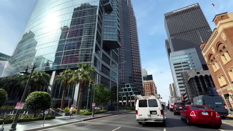 Fahren-POV-Interkontinental-Lobby-Lounge-Los-Angeles-Downtown-Luxus-Gehobenes-Berühmtes-Hochhaus