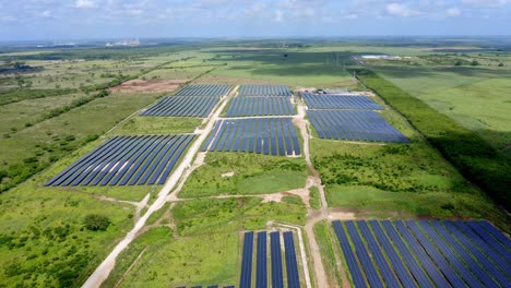 Big-solar-farm-in-El-Soco,-Dominican-Republic