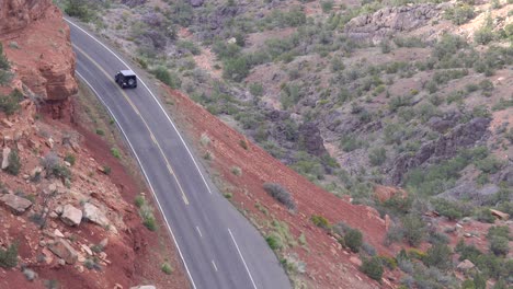 Aerial-view-of-cars-driving-in-the-roads-of-the-Colorado-National-Monument