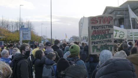 Over-250000-people-march-in-protest-from-Kelvingrove-park-to-Glasgow-green-during-COP26
