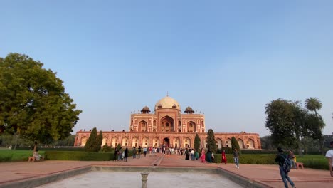 Toma-Ultra-Ancha-Del-Complejo-De-Edificios-De-La-Tumba-De-Humayun,-Que-Es-Una-Arquitectura-Del-Patrimonio-Mundial,-Delhi,-India