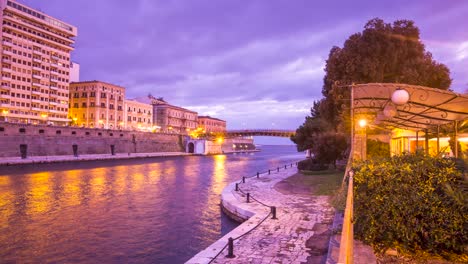 Video-De-Lapso-De-Tiempo-Del-Puente-Ponte-Girevole-En-Taranto,-Italia-Al-Atardecer